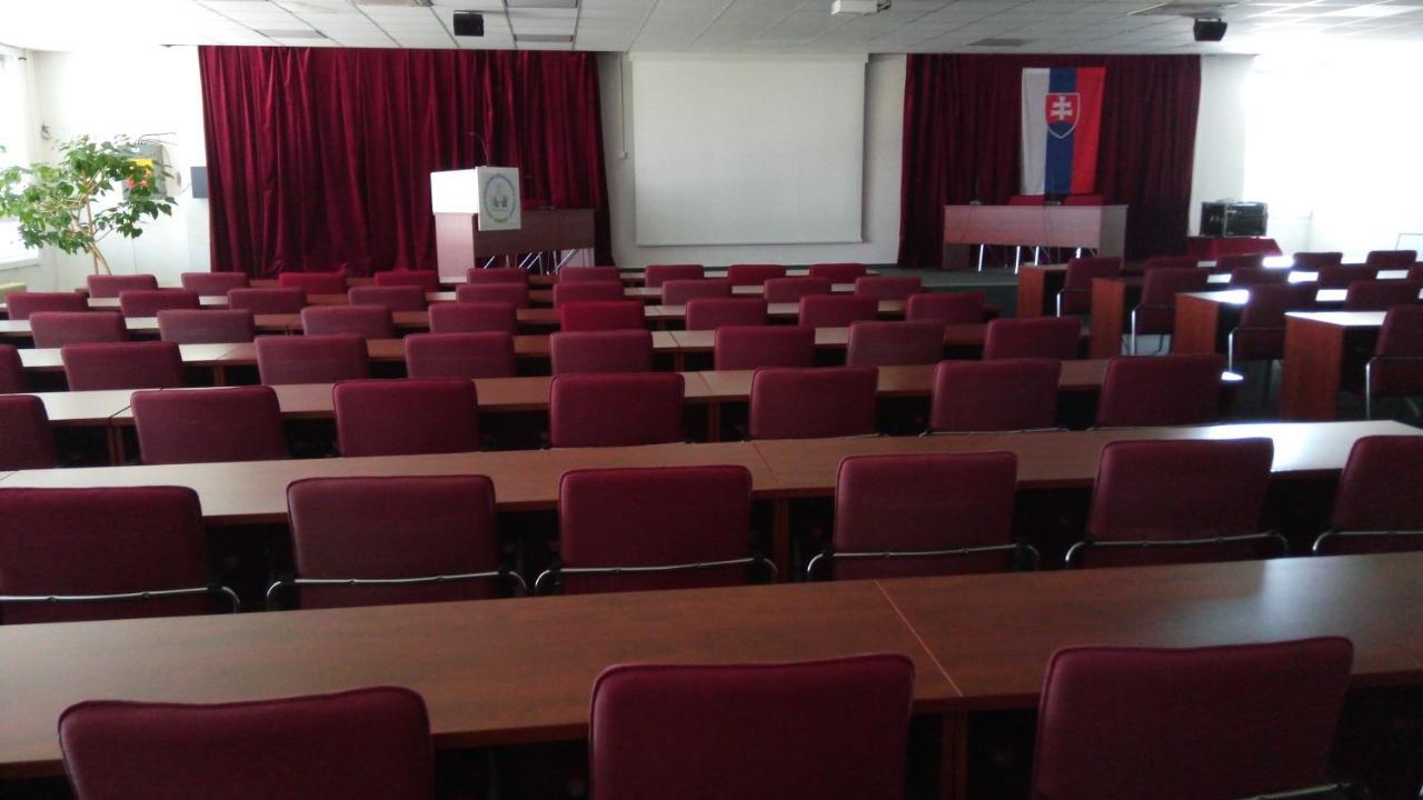 Penzion Institut Caşonia Exterior foto